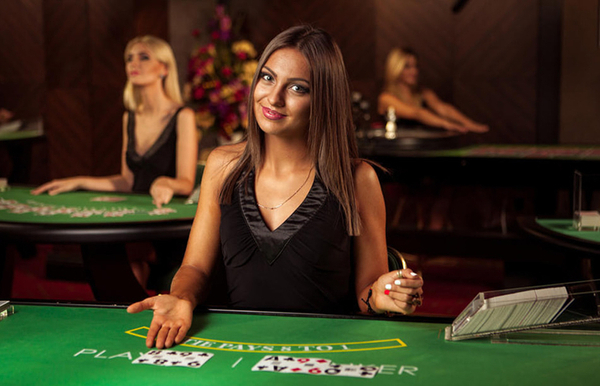jak hrát hry s živými dealery v online kasinu